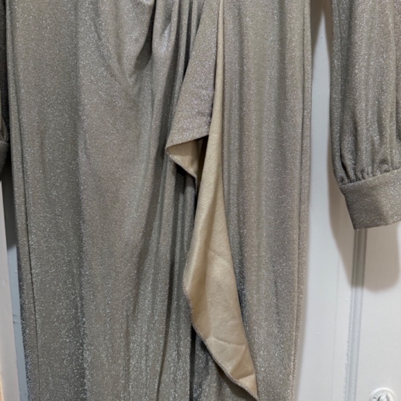 Adrianna Papell Champagne Gold Sparkle Wrap Long Sleeve Zip Floor Length Slit - Picture 4 of 6